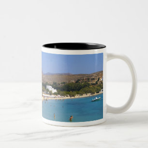 Griechenland, Paros Island, Krios Beach von oben Zweifarbige Tasse