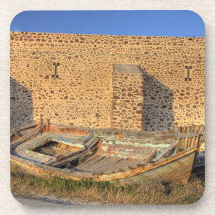 Griechenland, Santorini, Oia. Altes Fischerboot au Untersetzer