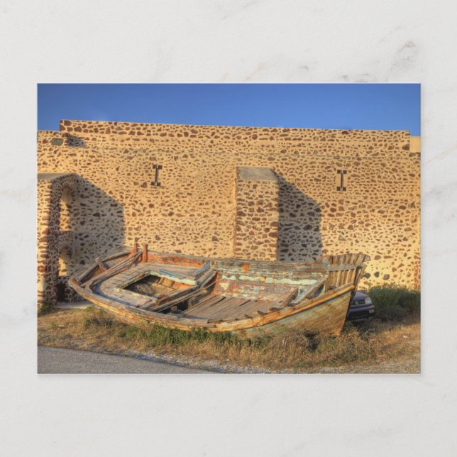 Griechenland, Santorini, Oia. Altes Fischerboot tr Postkarte (Vorderseite)