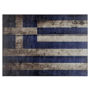 Griechenlandflagge auf alter Holzmaserung Schneidebrett