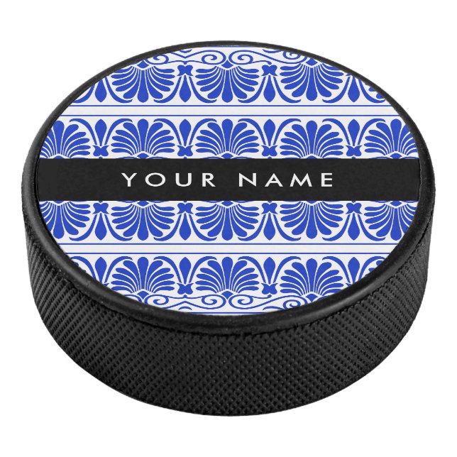 Griechisch Fret Arabesque Blue, Ihr Name, personal Eishockey Puck (3/4)