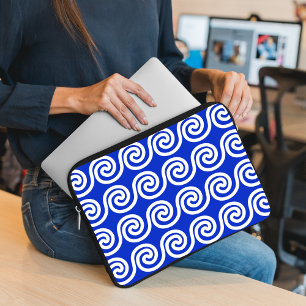Griechisch Meander Key Waves Muster blau Laptopschutzhülle