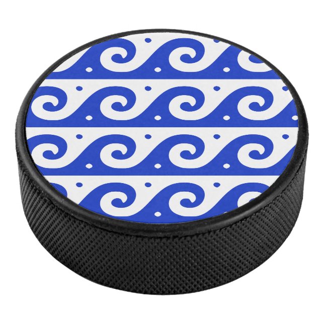 Griechischer Fret, Mittelmeer-Wellenmuster, Blau Eishockey Puck (3/4)