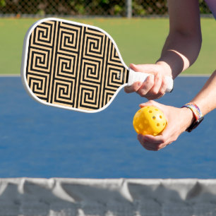 Griechisches Mäander-Schlüssel-Quadrat-Muster Brau Pickleball Schläger