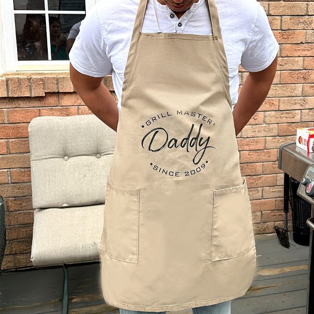 Grill Master Daddy Custom Year Personalisiert Lange Schürze (Actual product ordered of Grill Master Daddy Apron, personalized with year for Father's Day gift..)