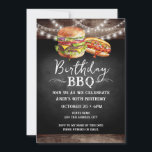 Grillen 40. Geburtstag Einladung<br><div class="desc">Grillen Einladungen zum Geburtstag. Einfach zu personalisieren. Alle Texte sind individuell einstellbar und lassen sich für Ihr eigenes Party leicht ändern. String leuchtet rustikale Hintergrundelemente. Fun Chalkboard Wirbel und Schnörkel. Aquareller Hamburger und Hotdog-Grafik. Einladungen für ihn. Bar oder Hinterhof GRILLEN Geburtstagsdesign. Jedes Alter,  ändern Sie einfach den Text.</div>