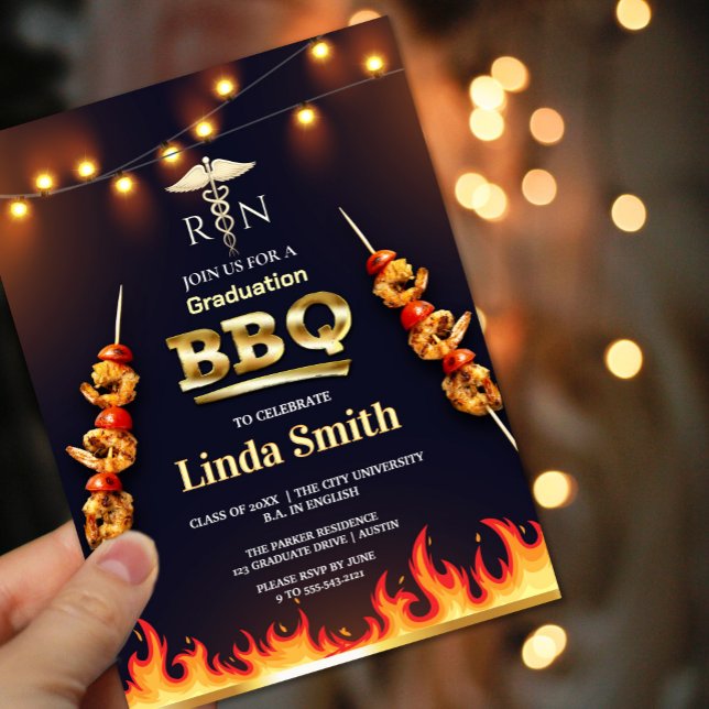 Grillen zur Pflege von Abschlüssen | RN Symbol Einladung (Nursing Graduation BBQ Invitation | RN Symbol & Flame Design #zazzlemade #bbqinvitation#rninvitation)