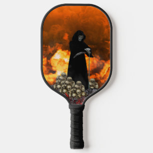 Grimmiger Sensenmann mit Flammen und Schädeln Pickleball Schläger