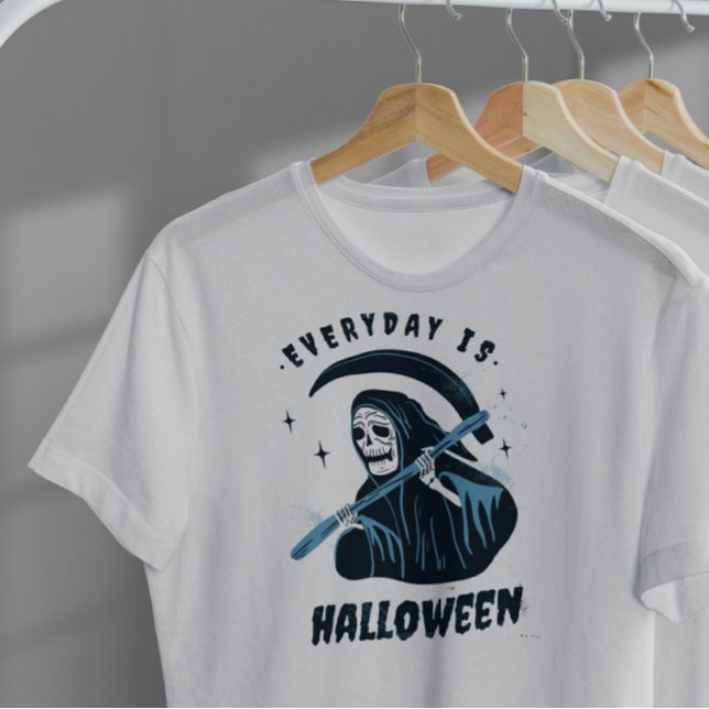 Grimmiges Sensenmann Toath Halloween T-Shirt (Von Creator hochgeladen)