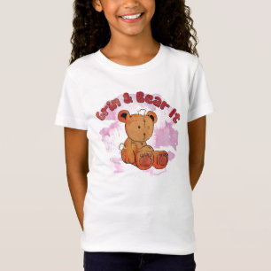 Grinsen und tragen sie Kleinkind Shirt