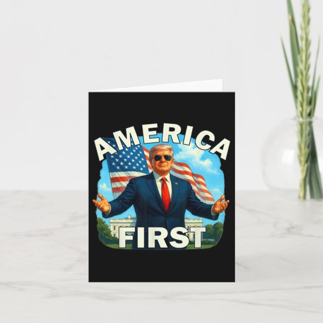 Gritty Bold Retro Politisches Slogan America First Karte (Vorderseite)