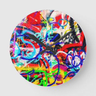 Gritty Crazy Graffiti Runde Wanduhr
