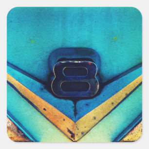 Gritty V8 Motor Emblem Quadratischer Aufkleber