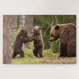 Grizzlybär Mama mit spielerischen Cubs Puzzle