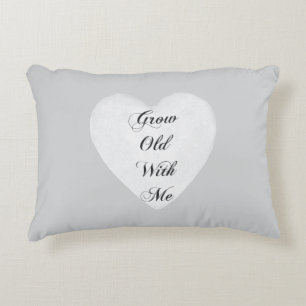 Grob mit mir Liebe graue weiße Herzen Dekokissen