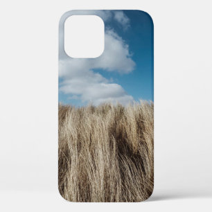 Grobgras unter Kumuluswolken Case-Mate iPhone Hülle