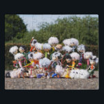 Groepsfoto van de Fubby's. Een vrolijk volkje. Puzzle<br><div class="desc">Groepsfoto van de Fubby's. Een vrolijk volkje. De Fubby is ontstaan in mijn hoofd. Als hersenspinsel ontstond een grappig volkje dat niet genoeg had aan fantasie maar echt tot leven wilde komen en vastgelegd op mijn gevoelige plaat. De Fubby's staan voor vrolijkheid, saamhorigheid, luchtigheid en vredig samenleven. Ze hebben bonte...</div>