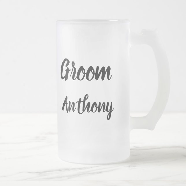 Groom Black and White Individuelle Name Geschenke  Mattglas Bierglas (Rechts)