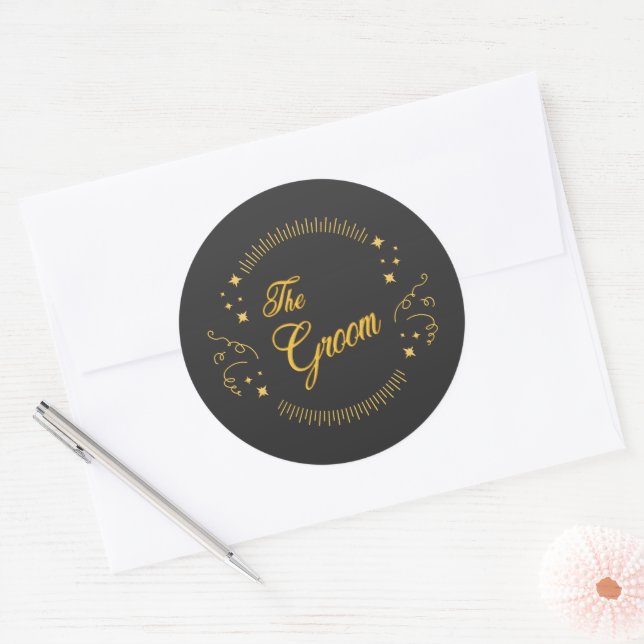 Groom Gold Wedding Elegantes Script Gold Black Runder Aufkleber (Umschlag)