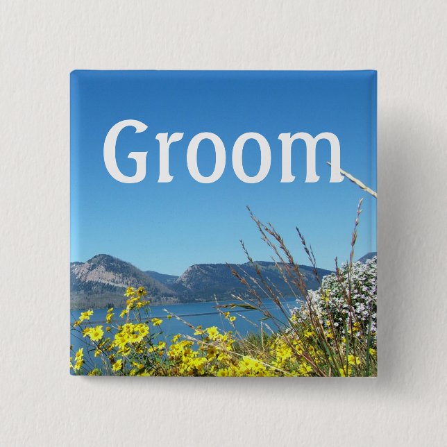Groom Hochzeitsknopf, Blume und See, blauer Himmel Button (Vorderseite)