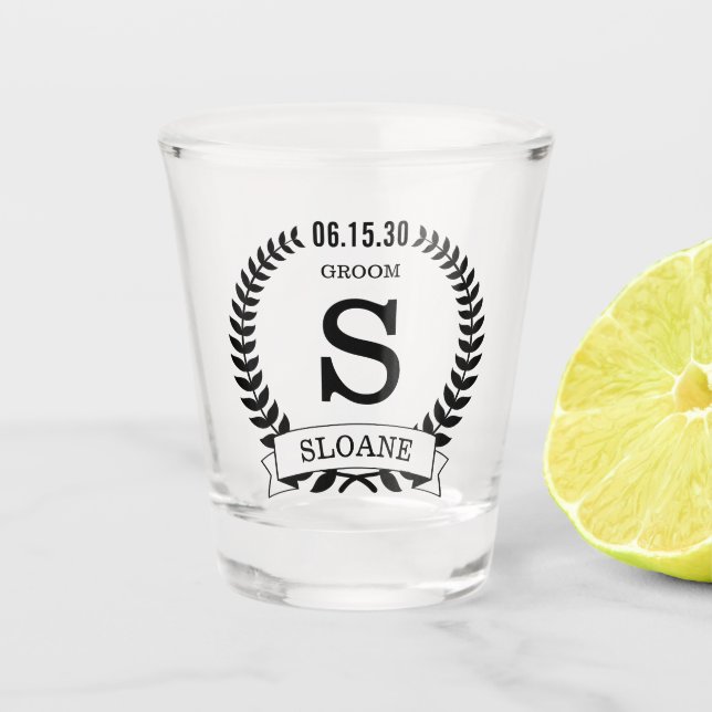 Groom Initial Schnapsglas (Vorderseite)