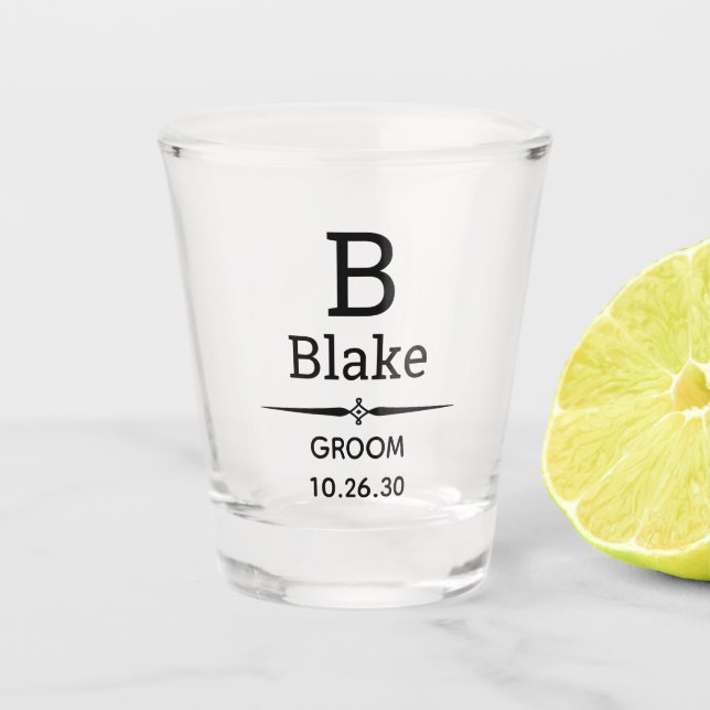 Groom Monogrammatiertes Shot Glass Schnapsglas (Vorderseite)