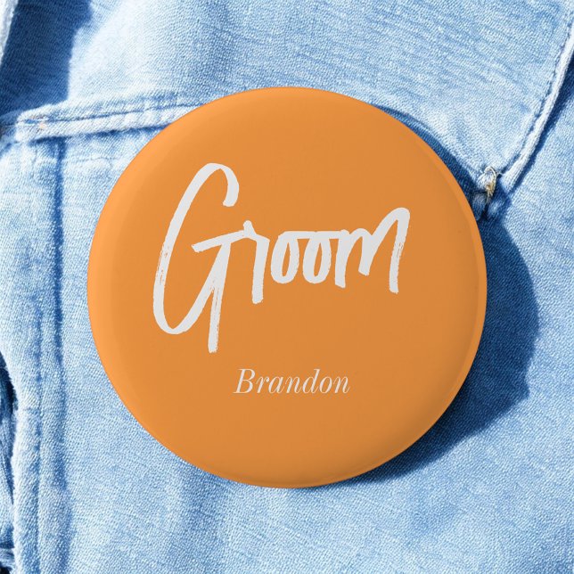 Groom Orange White Script Wedding Button (Von Creator hochgeladen)