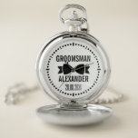 Groom Trauzeuge Wedding Party für Keepake Taschenuhr<br><div class="desc">Groom Trauzeuge Wedding Party bevorzugen Keepake Pocket Watch. Fügen Sie einfach Details über den Trauzeuge hinzu und machen Sie eine elegante Hochzeitsgunst zu wahren. Wählen Sie den Stil aus dem Menü "Optionen".</div>