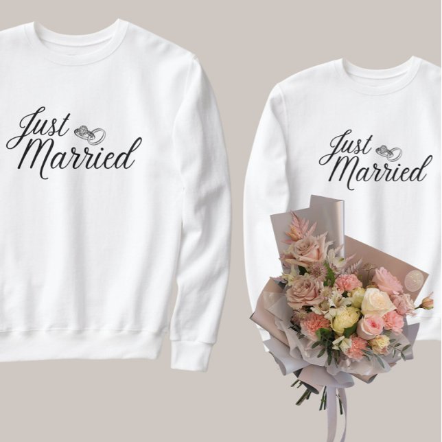 Groom's Just Married Paares Honeymoon Outfit Sweatshirt (Just Married couples shirts matching)