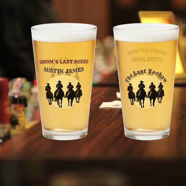 Groom's Last Rodeo Cowboys & Sunset Bachelor Party Glas (Groom's Last Rodeo Cowboys & Sunset Bachelor Party Glass)
