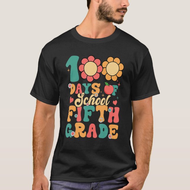 Groovy 100 Days of School 5th Grade Teacher Stud T-Shirt (Vorderseite)