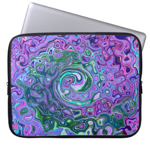 Groovy Abstract Retro Grün und Lila Wirbel Laptopschutzhülle