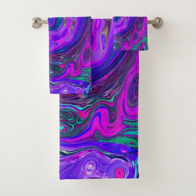 Groovy Abstrakt Retro Magenta und Lila Swirl Badhandtuch Set (Insitu)