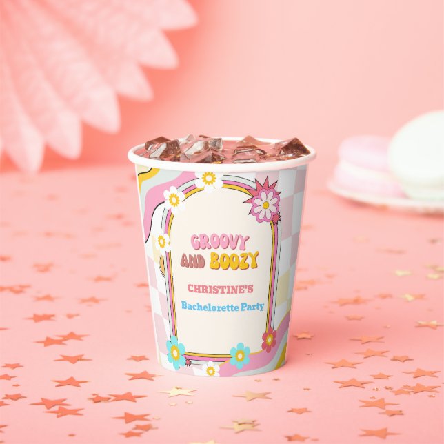 Groovy and Boozy Junggeselinnen-Abschied Decor 70e Pappbecher (Insitu)