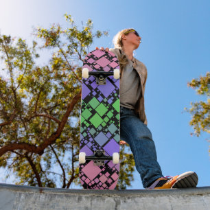 Groovy Boho Retro Mod Geometrische Trigender-Stolz Skateboard
