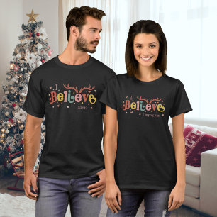Groovy Christmas Ich glaube, sie ist ein Paar. T-Shirt