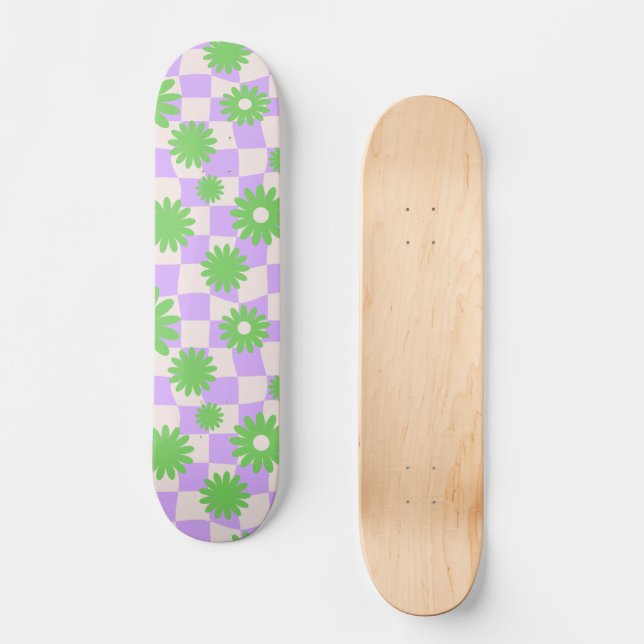 Groovy Daisy Floral Checkerboard, Y2K 90s Skateboard (Vorderseite)