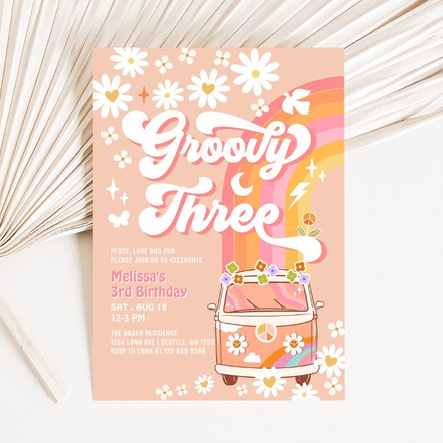Groovy DREE Pink Peach Daisy Hippie Birthday Einladung (Von Creator hochgeladen)