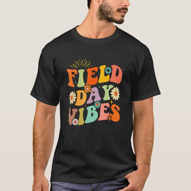 Groovy Field Day Vibes Teacher Student Field Day V T-Shirt (Vorderseite)