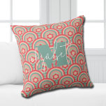 Groovy Geometric Floral Kissen<br><div class="desc">Ihr Monogramm und Ihr Vorname unterstreichen ein Retro-Blumenmuster und geometrisches Muster in einer zarten Farbpalette, dieses Kissen macht Spaß für Sie, Ihre Kinder, Uni-Schlafzimmer oder als Geschenk. (Sie können das Monogramm und den Vornamen entfernen, die Personalisierung einfach leer verlassen.)</div>