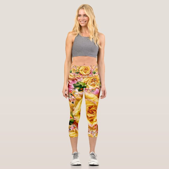 Groovy Golden Rose Opulence: Capri Leggings (Vorderseite)