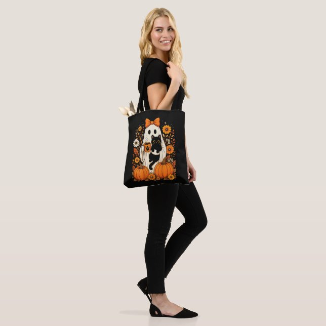 Groovy Halloween-Geist mit schwarzer Katze floral (Am Model)