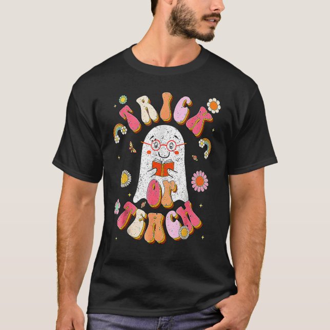 Groovy Halloween Trick or Teach Retro Floral Ghost T-Shirt (Vorderseite)