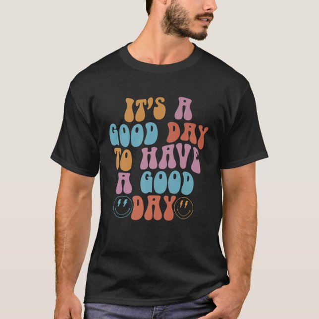 Groovy Happy Smiling Face Have Good Day Positive M T-Shirt (Vorderseite)