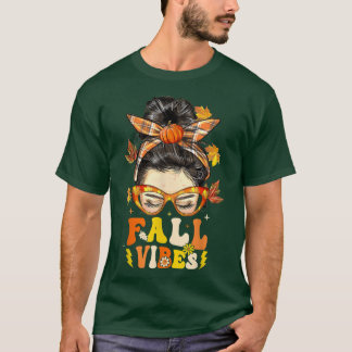 Groovy Hello Fall Vibes Women Messy Bun Autumn als T-Shirt