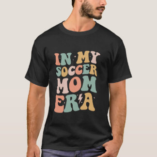 Groovy in meiner Fußball-Mama Era Mama Funny Retro T-Shirt