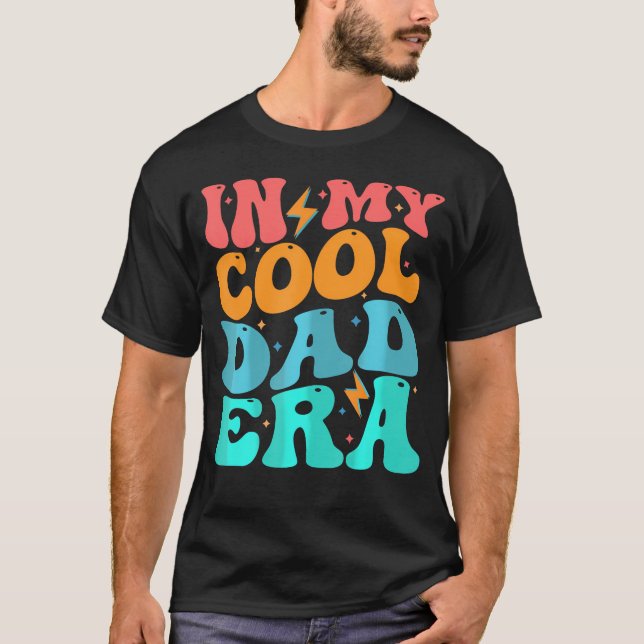 Groovy in meiner Zeit als Cooler Vater T-Shirt (Vorderseite)