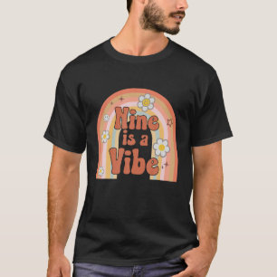 Groovy Nine ist ein lebendiges Rainbow Birthday Ki T-Shirt