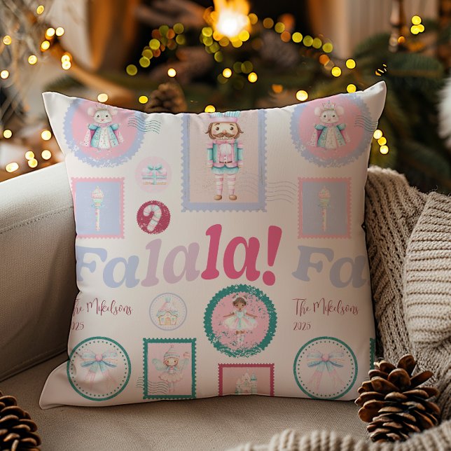 Groovy Nussknacker Retro-Pastell-Weihnachten Kissen (Von Creator hochgeladen)