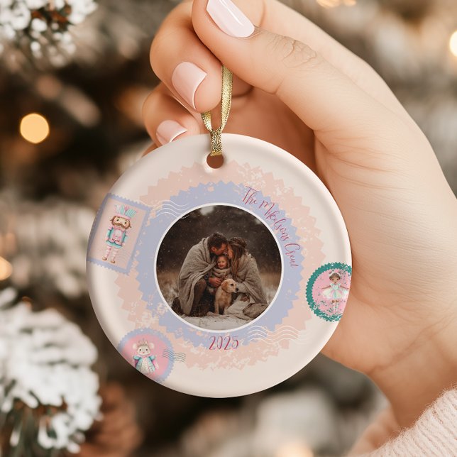 Groovy Nutcracker Retro Pastel Christmas Keramik Ornament (Von Creator hochgeladen)